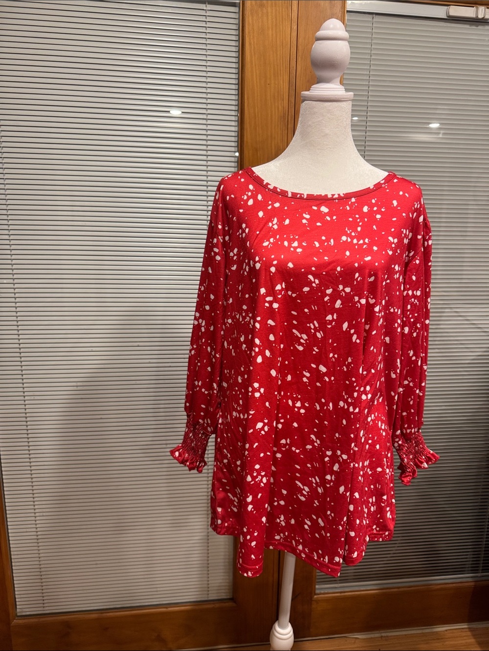 Red Speckled Puff-Sleeve Blouse
